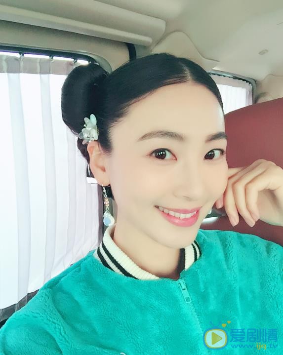 田娜片场照 田娜高清写真_田娜高清剧照