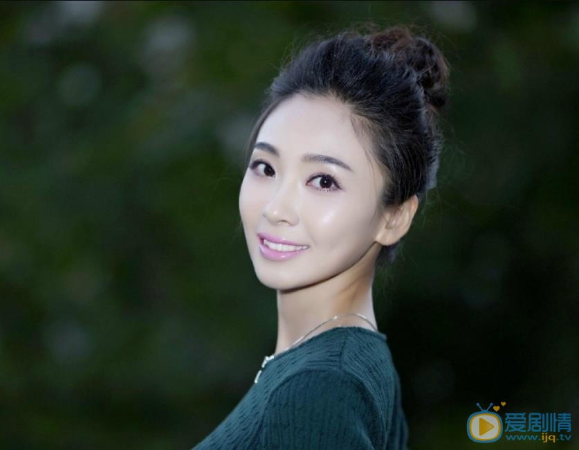 田娜气质写真 田娜高清写真_田娜高清剧照