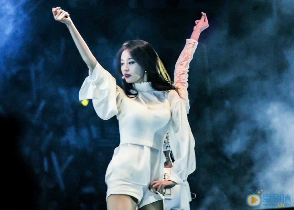 朴智妍演唱会现场照 朴智妍高清写真_朴智妍高清剧照