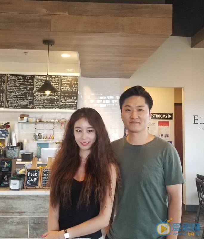 朴智妍与人合照 朴智妍高清写真_朴智妍高清剧照