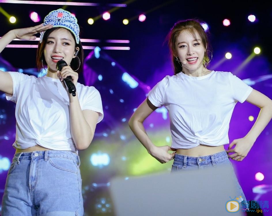 朴智妍与人合照 朴智妍高清写真_朴智妍高清剧照