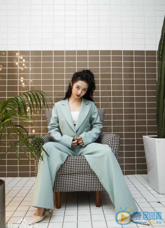 魏嘉镁街拍写真 魏嘉镁高清写真_魏嘉镁高清剧照