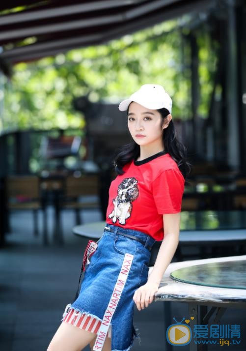 魏嘉镁街拍写真 魏嘉镁高清写真_魏嘉镁高清剧照