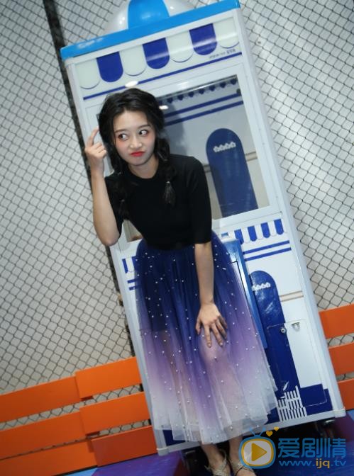 魏嘉镁街拍写真 魏嘉镁高清写真_魏嘉镁高清剧照