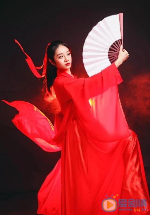 魏嘉镁复古写真
