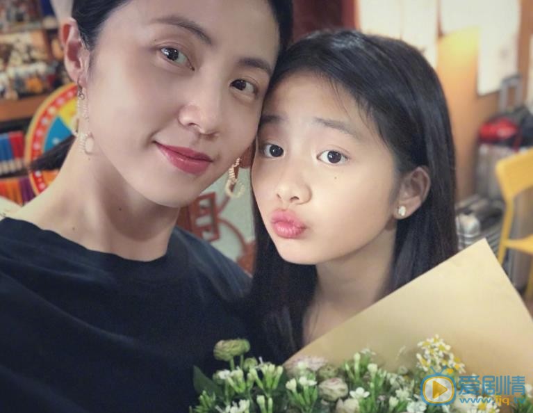 孙莉和女儿合照 孙莉高清写真_孙莉高清剧照