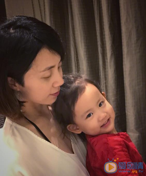 孙莉和女儿合照 孙莉高清写真_孙莉高清剧照