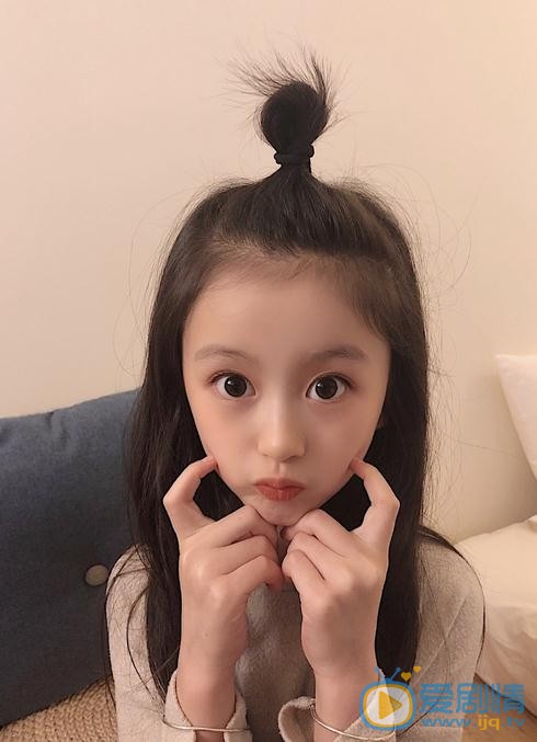 裴佳欣可爱照 裴佳欣高清写真_裴佳欣高清剧照