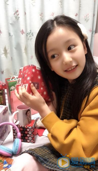 裴佳欣生活照 裴佳欣高清写真_裴佳欣高清剧照
