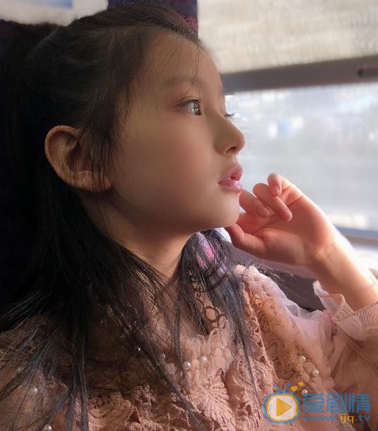裴佳欣生活照 裴佳欣高清写真_裴佳欣高清剧照