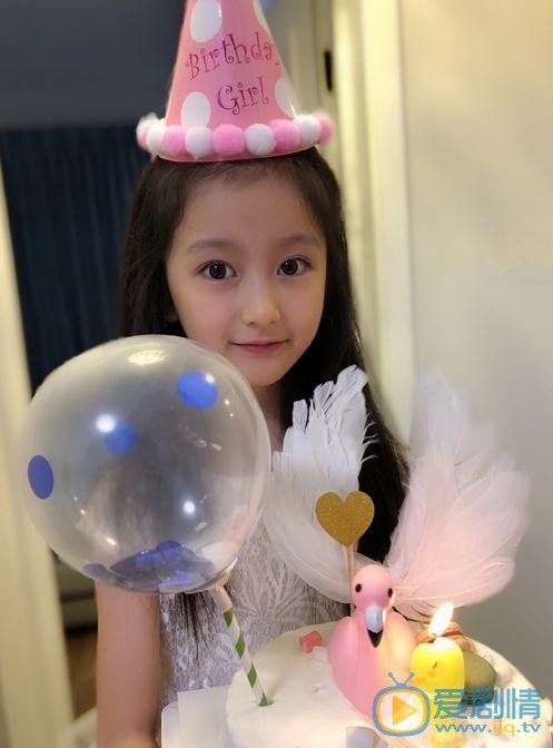 裴佳欣生日照 裴佳欣高清写真_裴佳欣高清剧照