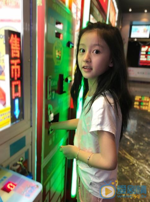 裴佳欣生活照 裴佳欣高清写真_裴佳欣高清剧照