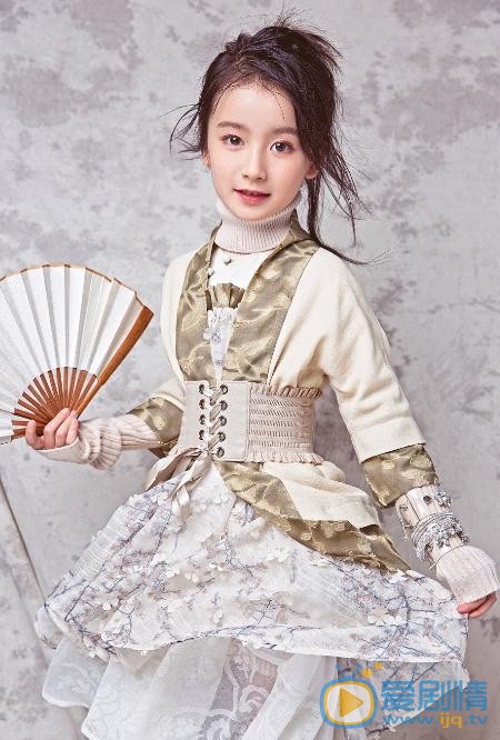 裴佳欣时尚写真 裴佳欣高清写真_裴佳欣高清剧照