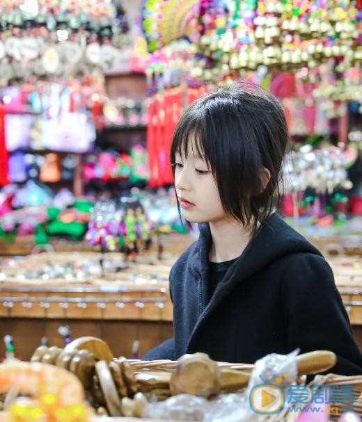 裴佳欣旅游写真 裴佳欣高清写真_裴佳欣高清剧照