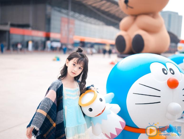 裴佳欣街拍写真 裴佳欣高清写真_裴佳欣高清剧照