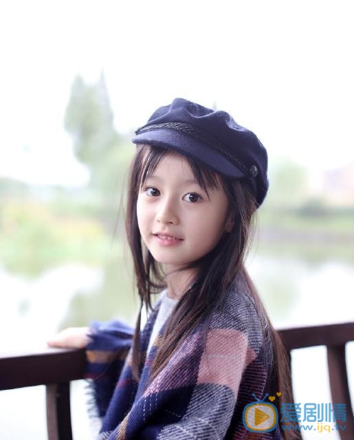 裴佳欣街拍写真 裴佳欣高清写真_裴佳欣高清剧照