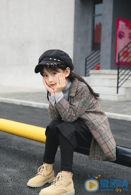 裴佳欣街拍写真 裴佳欣高清写真_裴佳欣高清剧照