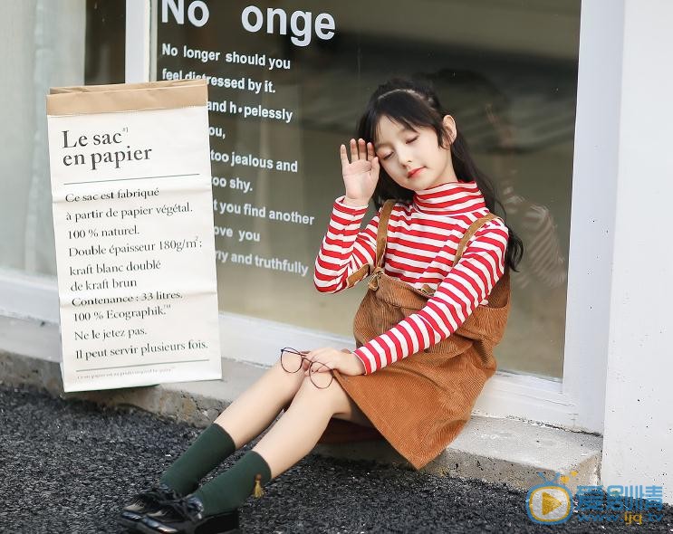 裴佳欣街拍写真 裴佳欣高清写真_裴佳欣高清剧照