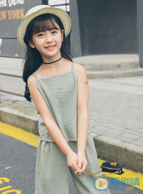 裴佳欣夏日写真 裴佳欣高清写真_裴佳欣高清剧照