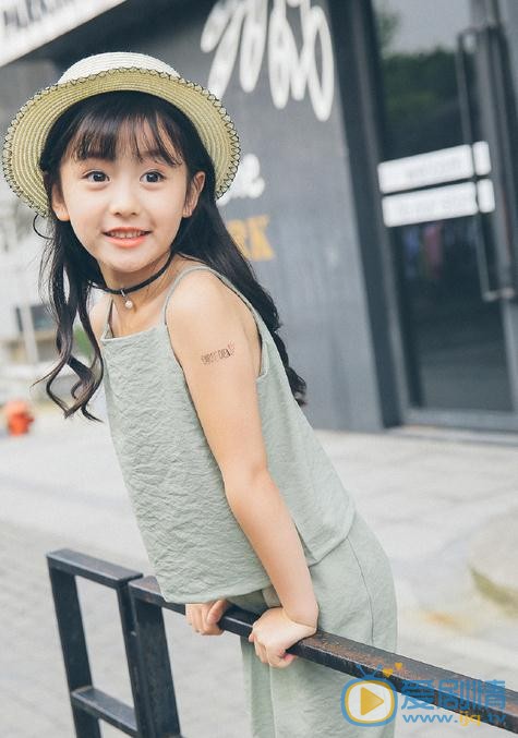 裴佳欣夏日写真 裴佳欣高清写真_裴佳欣高清剧照