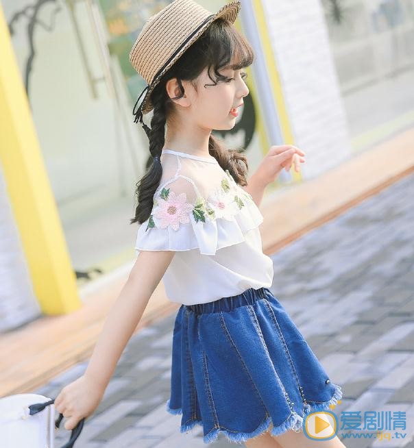 裴佳欣夏日写真 裴佳欣高清写真_裴佳欣高清剧照