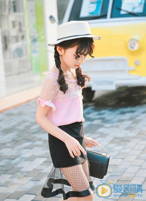 裴佳欣夏日写真 裴佳欣高清写真_裴佳欣高清剧照