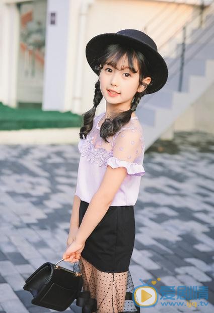 裴佳欣夏日写真 裴佳欣高清写真_裴佳欣高清剧照