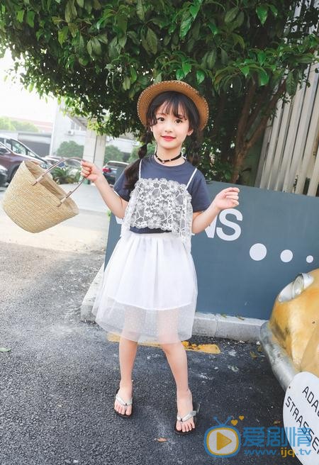 裴佳欣夏日写真 裴佳欣高清写真_裴佳欣高清剧照