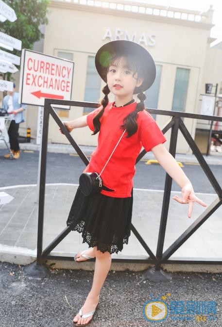 裴佳欣夏日写真 裴佳欣高清写真_裴佳欣高清剧照