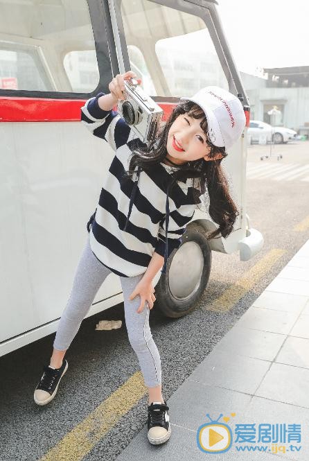 裴佳欣夏日写真 裴佳欣高清写真_裴佳欣高清剧照