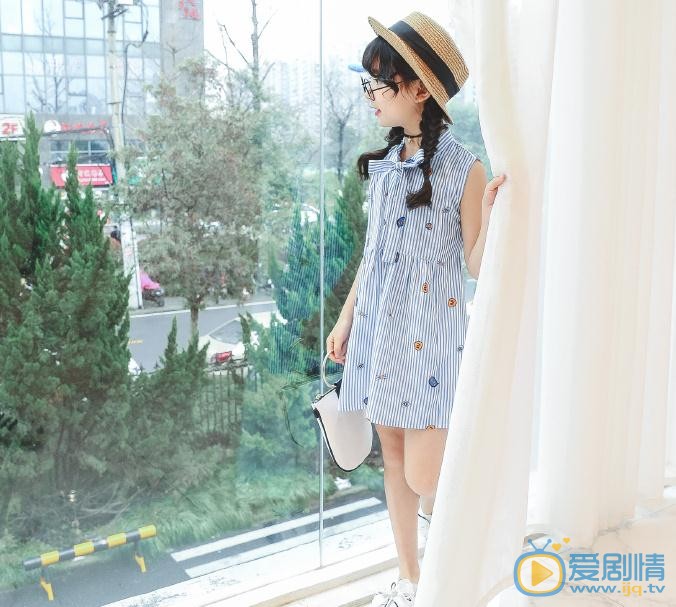 裴佳欣夏日写真 裴佳欣高清写真_裴佳欣高清剧照