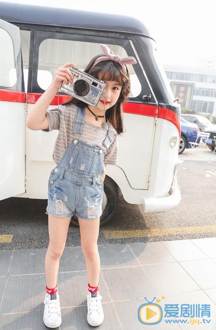 裴佳欣夏日写真 裴佳欣高清写真_裴佳欣高清剧照