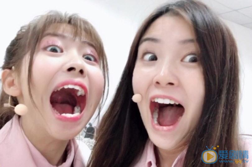 张楚寒与人合照 张楚寒高清写真_张楚寒高清剧照