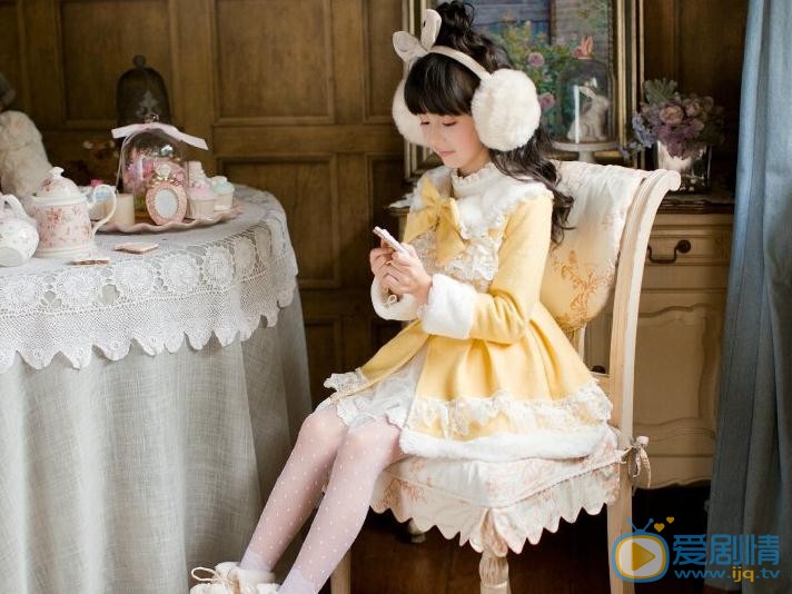 裴佳欣英伦风写真 裴佳欣高清写真_裴佳欣高清剧照