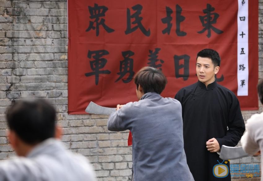 吴逸迦开机照 吴逸迦高清写真_吴逸迦高清剧照