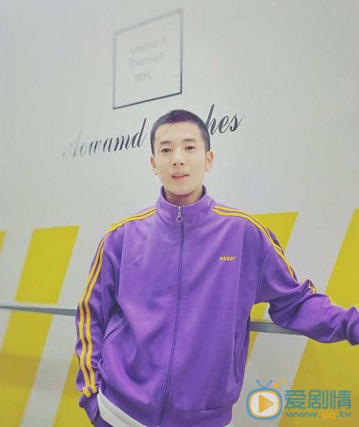 吴逸迦街拍写真 吴逸迦高清写真_吴逸迦高清剧照