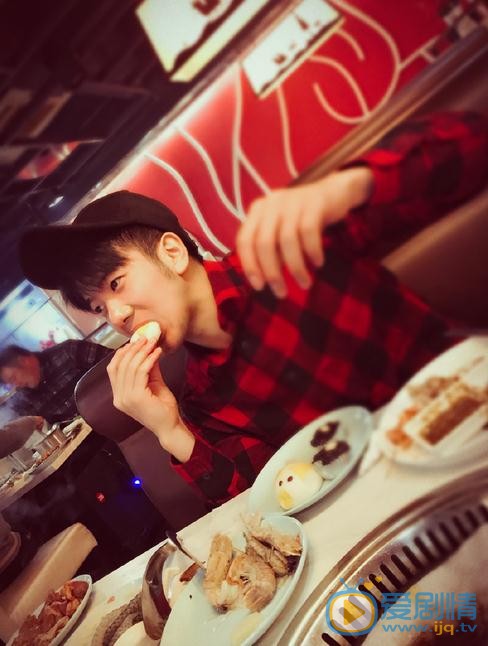 吴逸迦生活照 吴逸迦高清写真_吴逸迦高清剧照