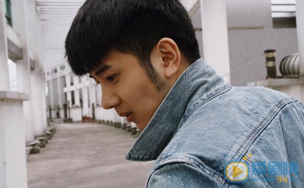 吴逸迦帅气写真 吴逸迦高清写真_吴逸迦高清剧照