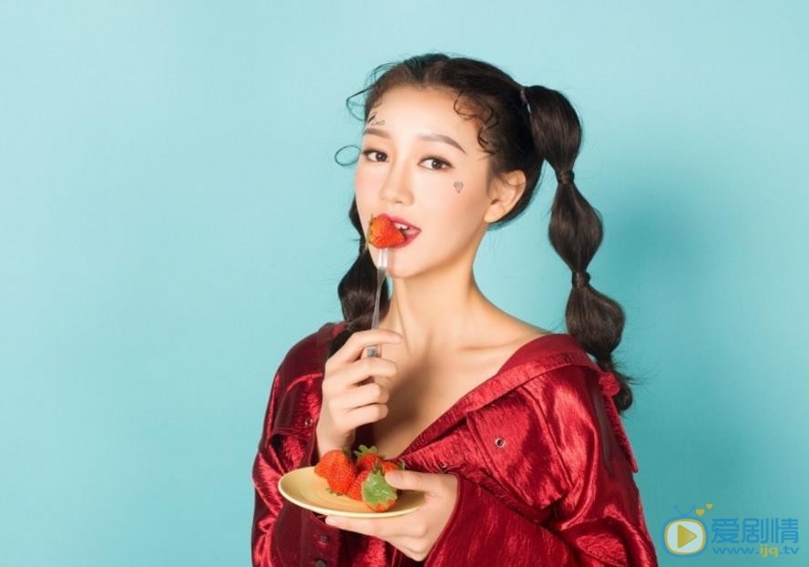 孙溯梦汐时尚街拍 孙溯梦汐高清写真_孙溯梦汐高清剧照