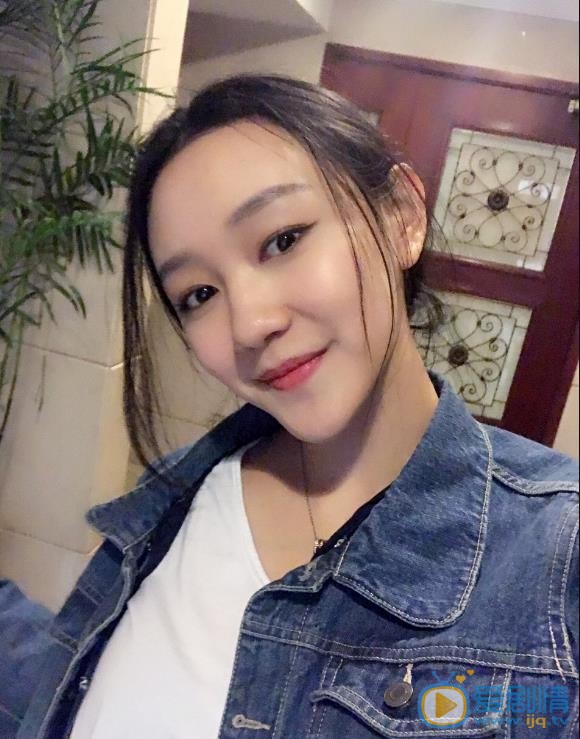 孙溯梦汐生活照 孙溯梦汐高清写真_孙溯梦汐高清剧照
