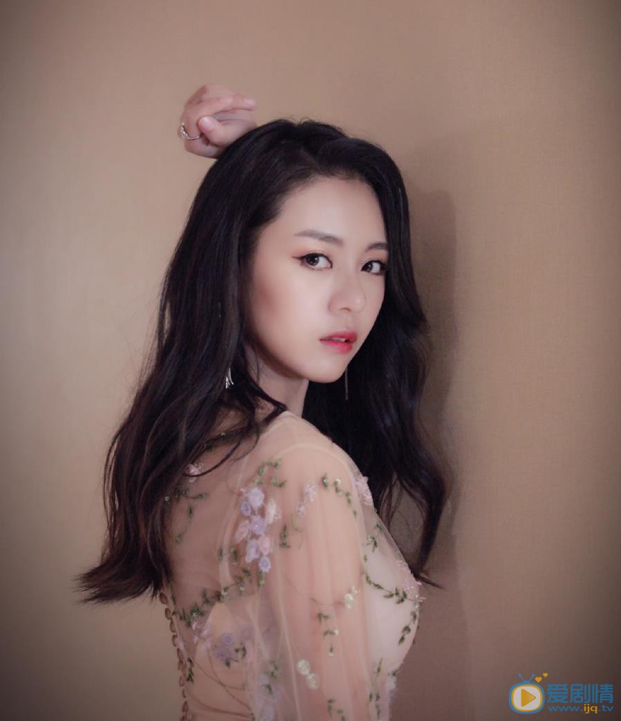 王子彤个人写真 王子彤高清写真_王子彤高清剧照