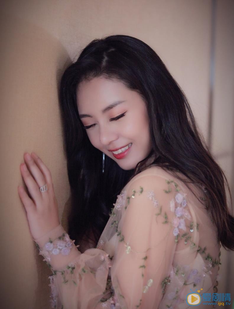 王子彤个人写真 王子彤高清写真_王子彤高清剧照