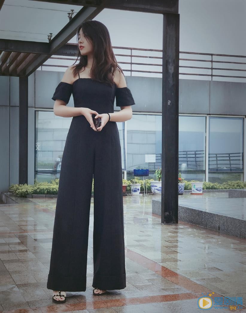 王子彤街拍照 王子彤高清写真_王子彤高清剧照