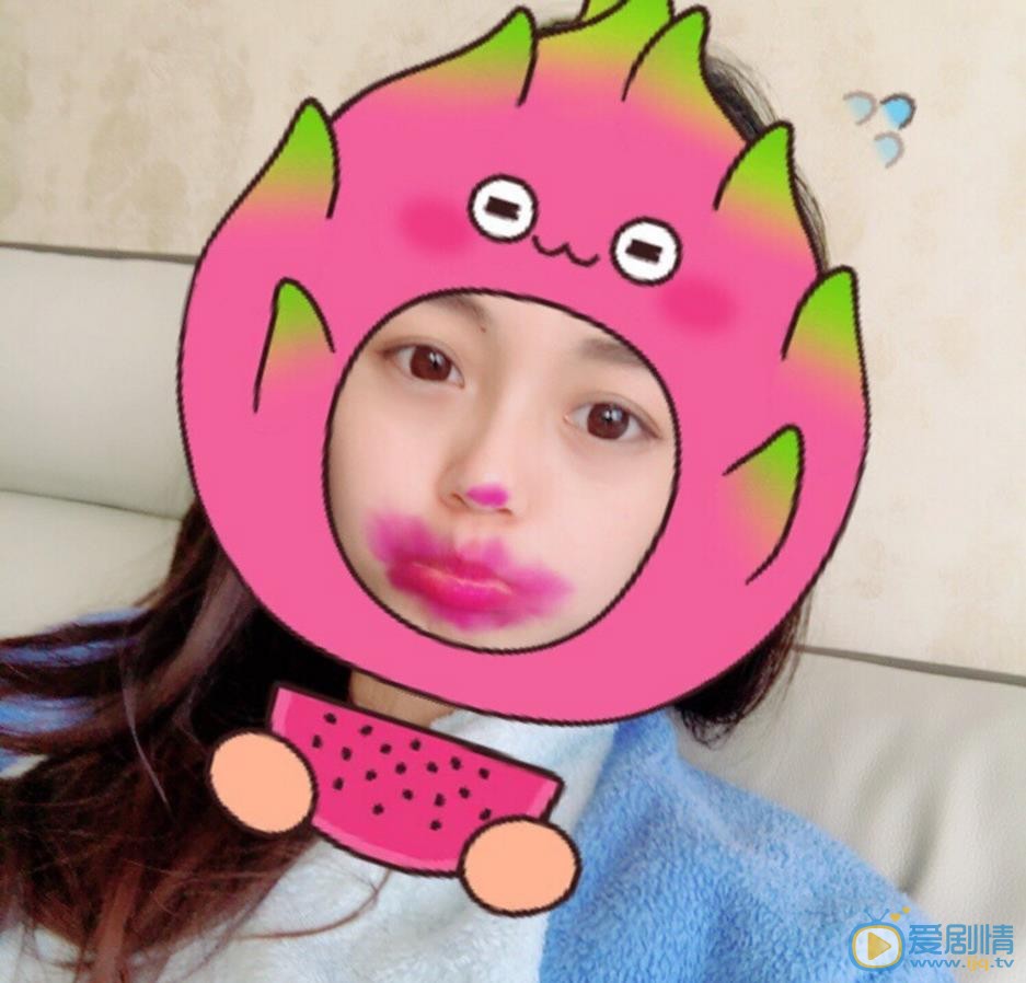 王子彤自拍照 王子彤高清写真_王子彤高清剧照