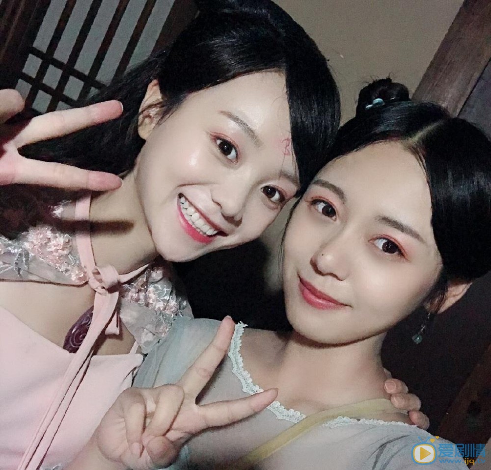 王子彤生活照 王子彤高清写真_王子彤高清剧照