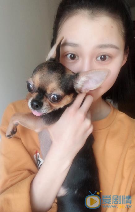 阿丽亚生活照 阿丽亚高清写真_阿丽亚高清剧照
