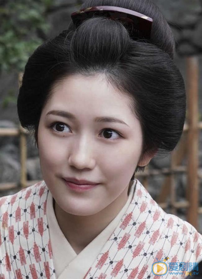 渡边麻友和服装照 渡边麻友高清写真_渡边麻友高清剧照