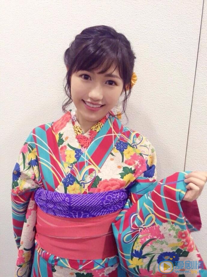 渡边麻友和服装照 渡边麻友高清写真_渡边麻友高清剧照