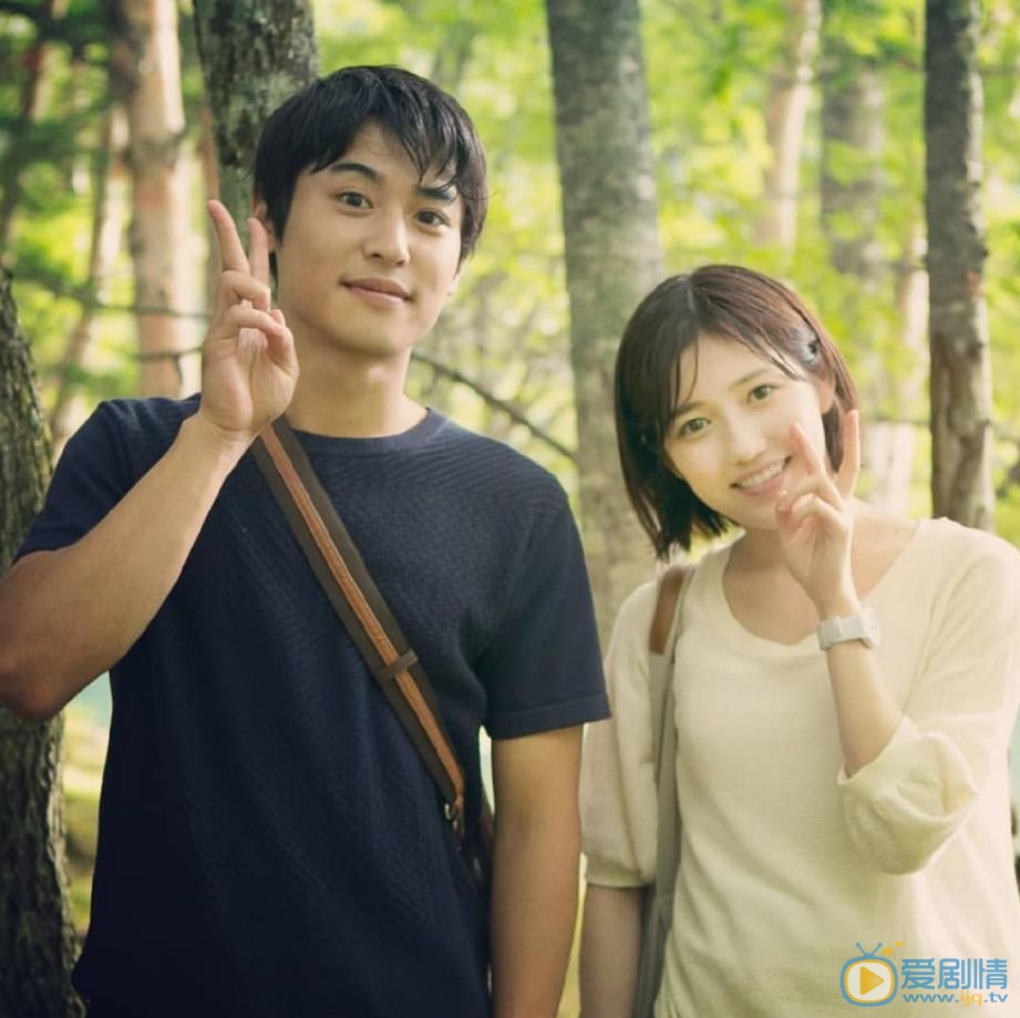 渡边麻友与人合照 渡边麻友高清写真_渡边麻友高清剧照