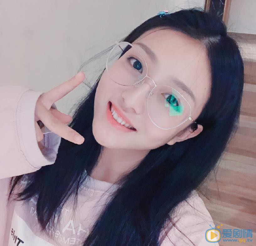 苏梦芸漂亮自拍 苏梦芸高清写真_苏梦芸高清剧照